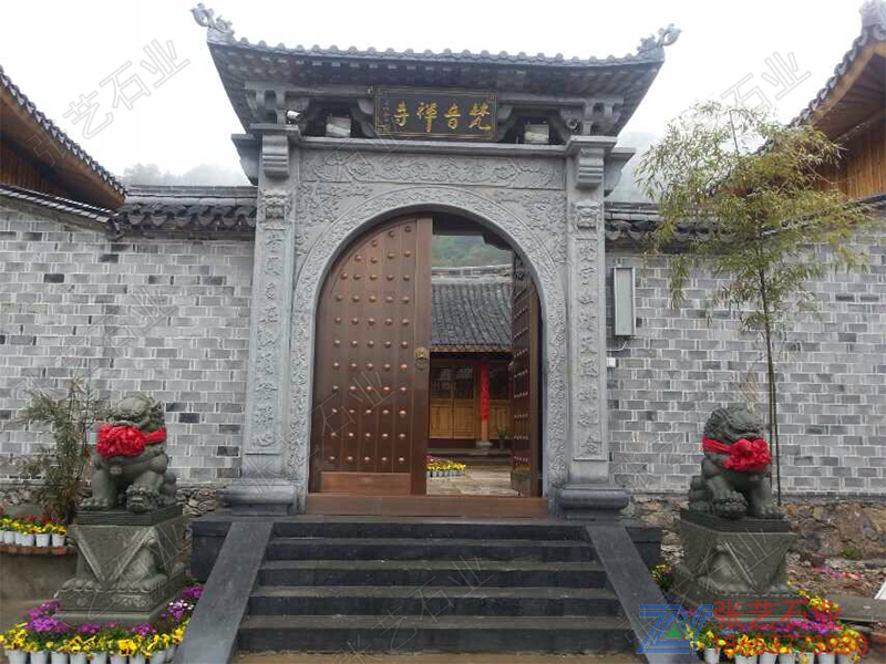 寺廟山門石牌坊